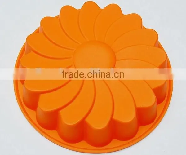 YangJiang Factory Manufacture Popular Useful Eco-friendly Nonstick Silicone Cake Mold photo-2