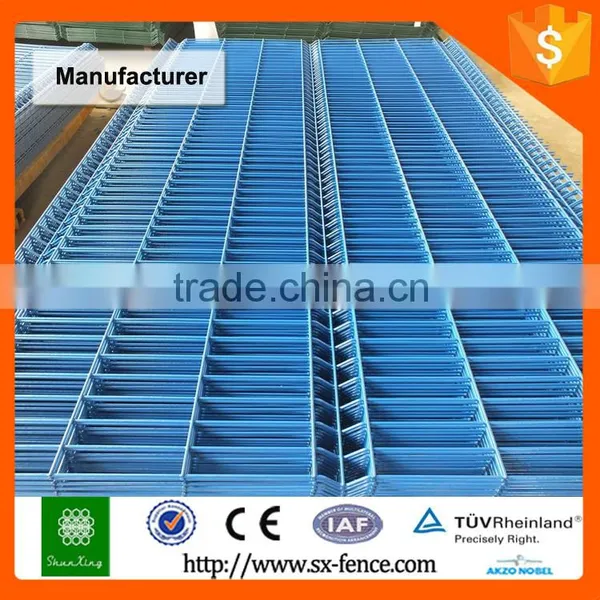 Shunxing Fence Factory Plastic Powder Coated Welded Curved Wire Fence photo-3