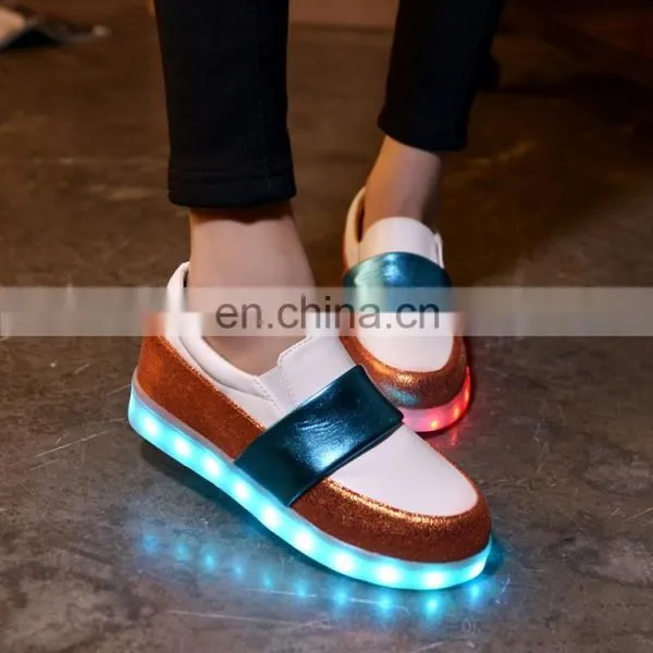 Wholesale New Design Hottest Ladies Shoes European Fashion Women Shoes LED Shoes Sneakers Girls Footwear photo-6