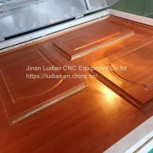 One Table PVC Foil Vacuum Press Machine Pvc Film Vacuum Membrane Press for Wood Cabinet Door photo-2