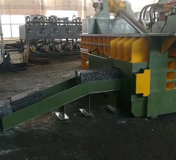 Side Push Out Horizontal Baling Press Machine 1600KN photo-2