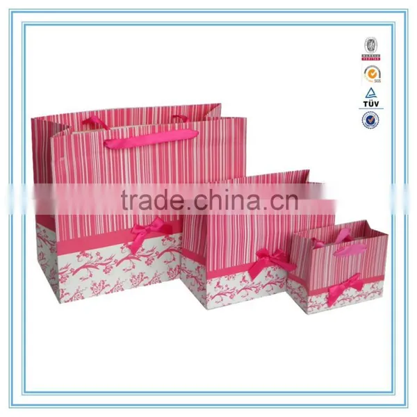 China Supplier High Quality Luxury White Cardboard Paper Bag photo-4