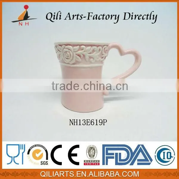 Wholeale Ceramic Mugs With Heart Shaped Handle