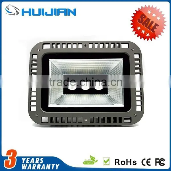 Hot Sale CE ROHS Meanwell Driver LED Flood Lighting Outdoor 150W Spot Lights for Night Lighting