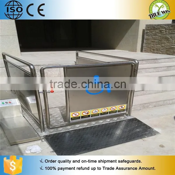 2015 China New Inching Switch or Automatic Barrier Free Wheelchair Lifting Platform photo-3