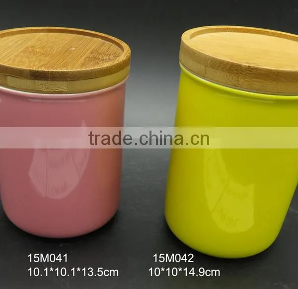 Heat Resistant White Ceramic Jar With Bamboo Lids photo-6