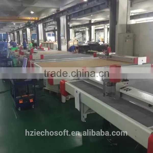 Digital Cutting Machine for Automotive Interior PU Leather Foam PVC Cutting photo-4
