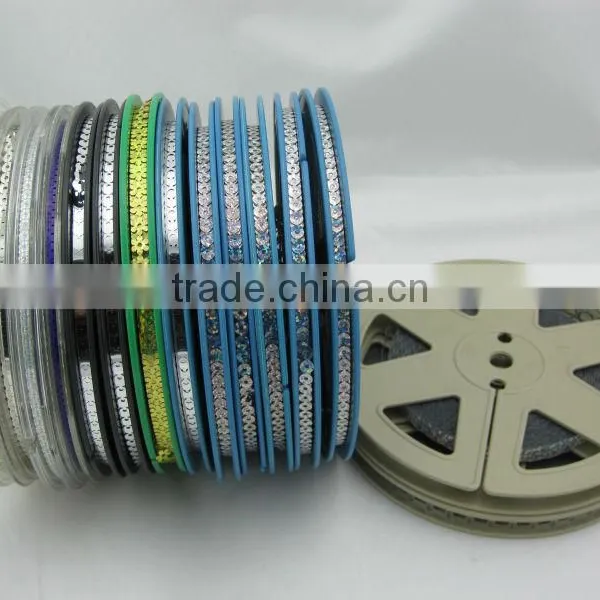Sequins String in Roll CD Sequin Roll Embroidery Sequins Roll photo-3