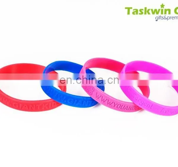 2017 Design Printing Your Own Logo Silicon Bracelet Wristband , Custom Cheap Wristband in Silicone photo-4