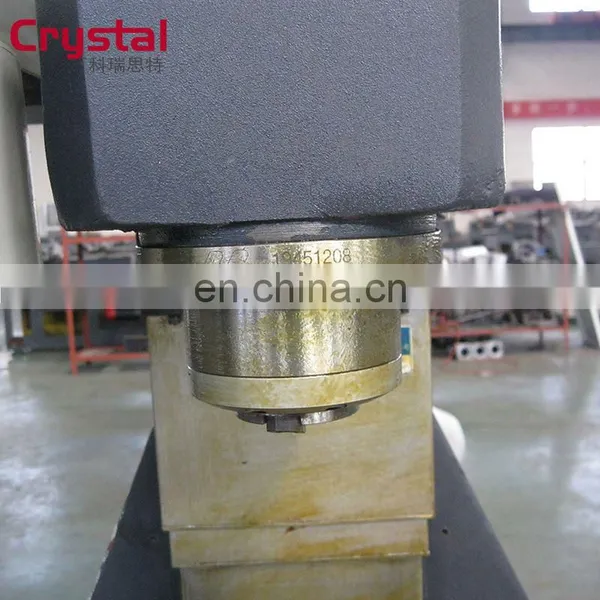 VMC 550L Cnc Machining Center photo-6