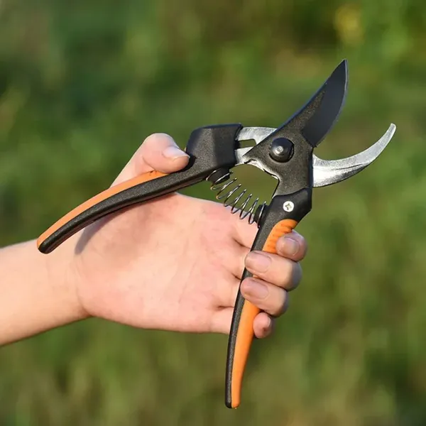Professional Garden Pruning Shears With Sharp Steel Blade for Tree Branch Cutting and Farm Use photo-3