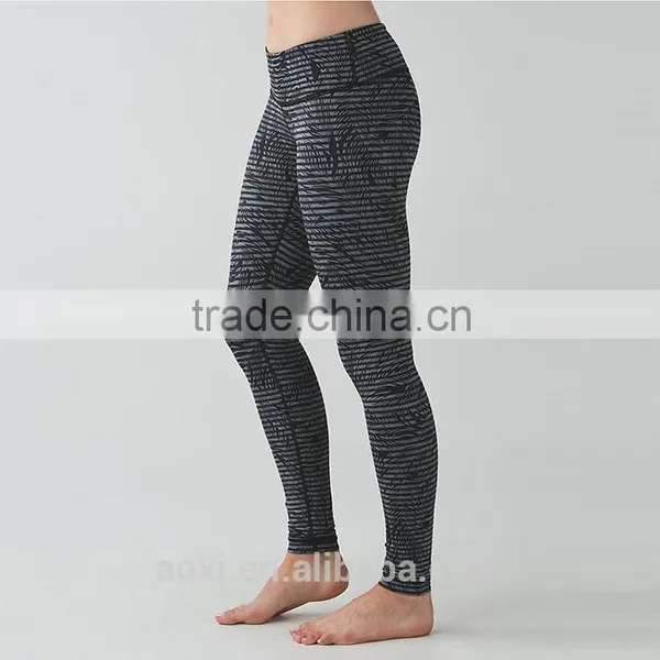 Oem Service Custom Design Sports Legging Girls Stripe Nylon Spandex Yoga Pants photo-4