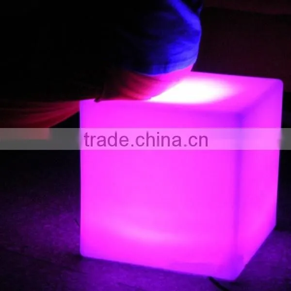 New Design Magic Colorful Light and Portable Led Cube Seat photo-3