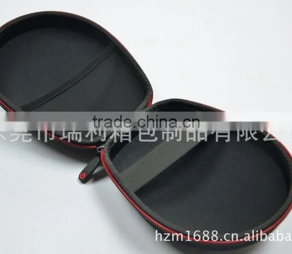 Convenient Earphone Carrying Case photo-4