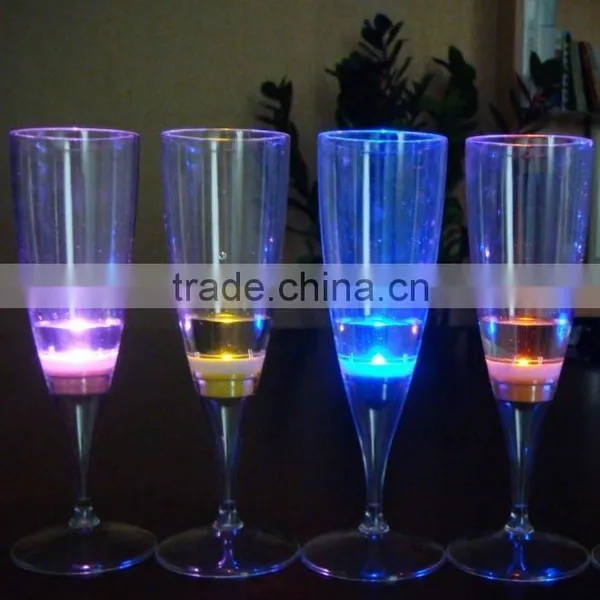 Mordern Design LED 150ml Liquid Active Champagne Glass for Party Hotel Event photo-3