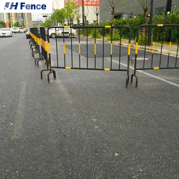 Temporary Fencing for Sports Events Crowd Control /Road Metal Steel Crowd Barrier photo-3