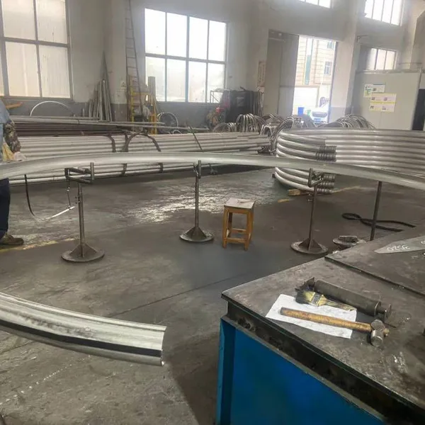 Changzhou Lizhao Machinery for Upper Half Pipes of Stainless Steel Reaction Kettles photo-5