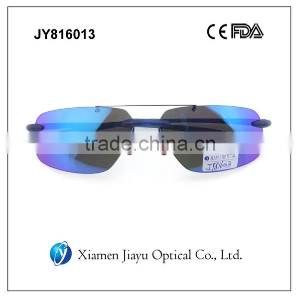 New Aviator Style Plastic Sunglasses photo-2