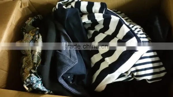 INDITEX SPANISH FASHION BRANDS APPAREL LEFTOVERS photo-6