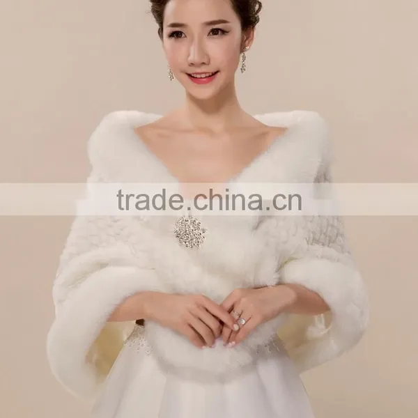 Autumn and winter new white large size wedding dress cheongsam plus drill imitation rabbit hair shawl snail hair cloak