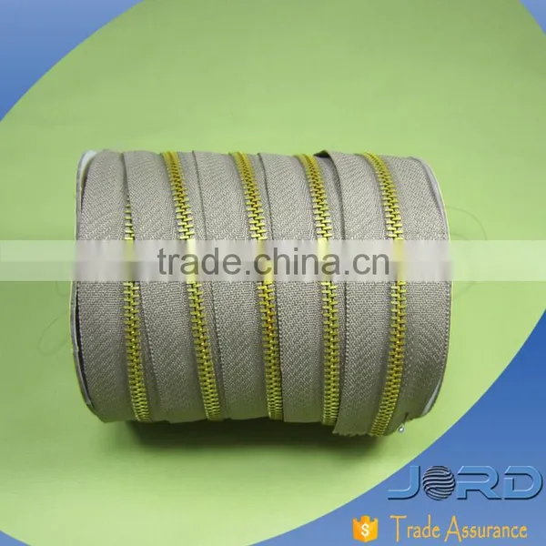 OEM & ODM Brand Fancy Golden Brass Long Chain Zipper Meters