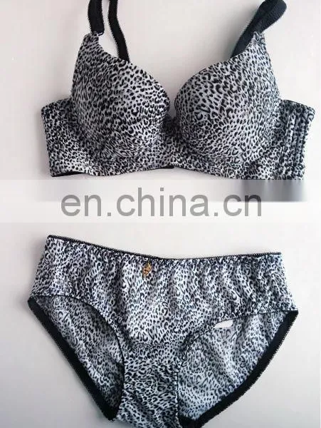 High Quality Ladies Sexy Leopard Printing Adjustable Strap Bra Set/underwear/lingrie