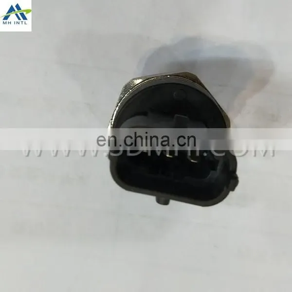 Auto Parts Fuel Rail High Pressure Sensor 0281002846 photo-2