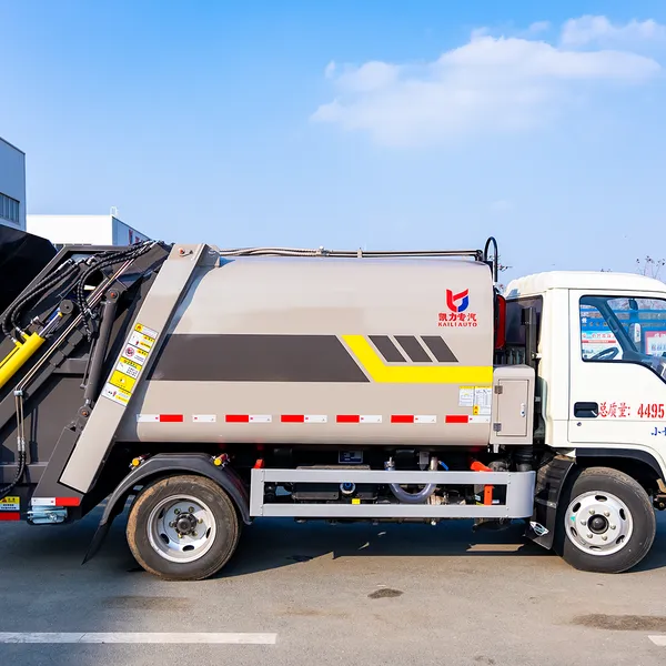 Side Loader Compactor Increased Capacity Low Emission Engine