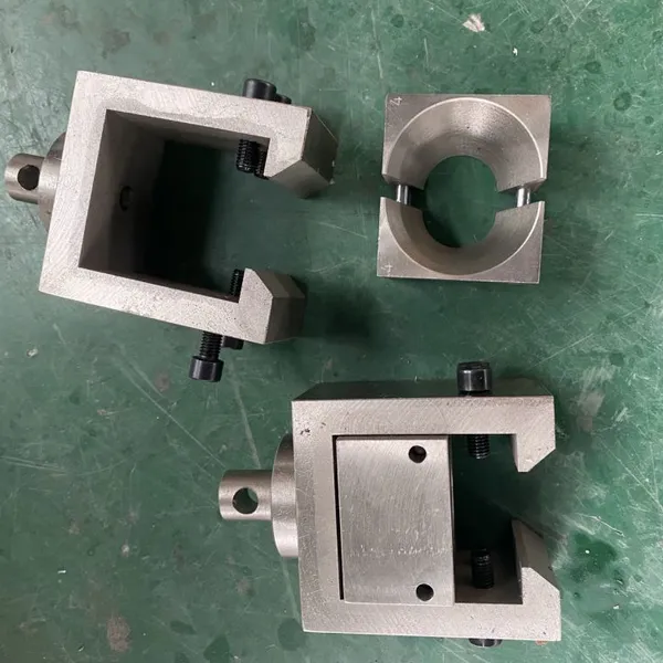 High Accuracy Universal Testing Machine Supplier Universal Tensile Testing Machine With Software Universal Tensile Testing Machine for Laboratory Use photo-2