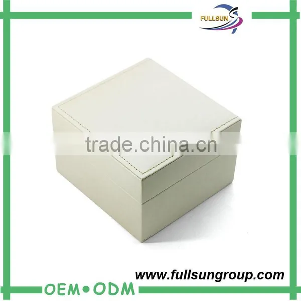 Clear White Color Gift Packaging Ring Display Box photo-2
