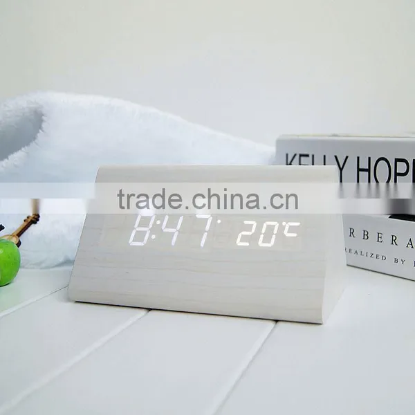YIWU HUIXUAN Wholesale Smart Led Wood Clock for Home Decoration photo-3