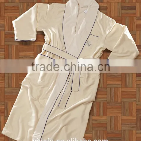 Wholesale Super Comfortable Double Layer Hotel Microfiber Robe photo-3