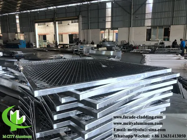 China Supplier 3mm Aluminum Facade Sheet Perforated Panel Metal Cladding Panel photo-2