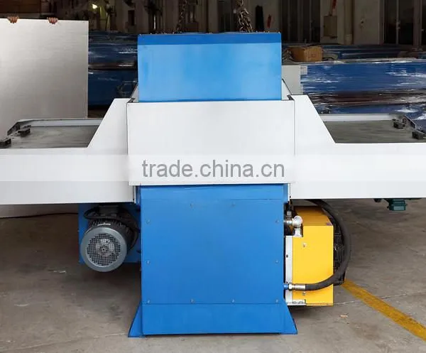 Hydraulic Automatic Gauze Sponge Press Cutting Machine photo-2