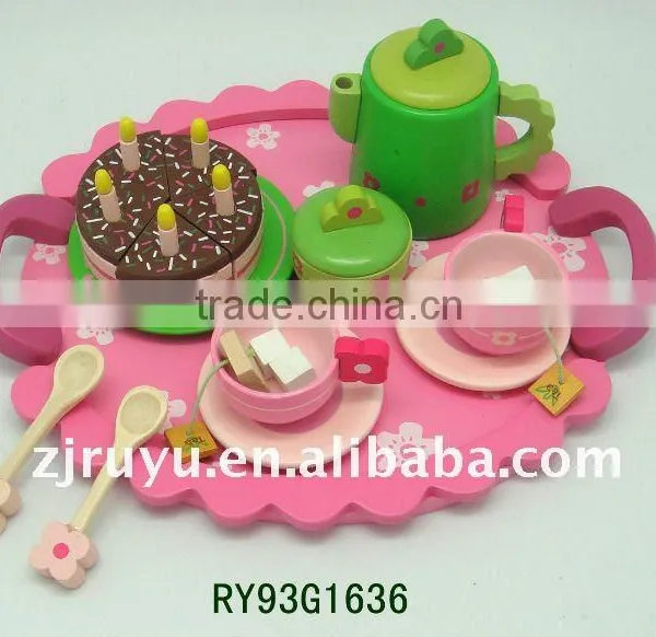 Wooden Cake Toy
