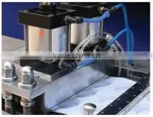 2012 High-Speed Good Quality Low Price Automatic Disposable Cup Lid Machine Plastic Cup Lid Machine photo-3