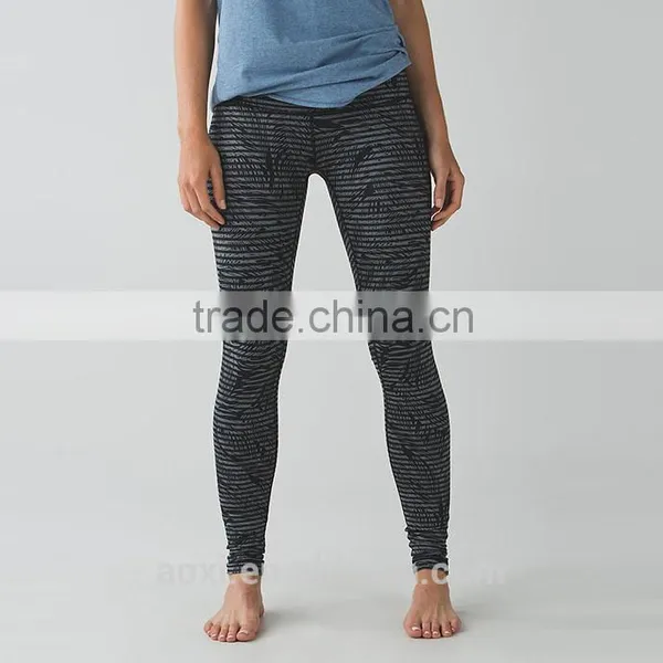 Oem Service Custom Design Sports Legging Girls Stripe Nylon Spandex Yoga Pants photo-2