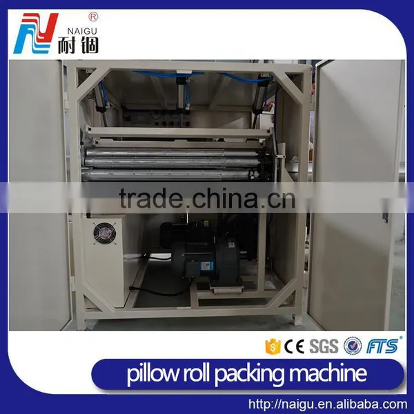 China NaiGu Factory Manufacturing Pillow Roll Packing Machine 07R photo-5