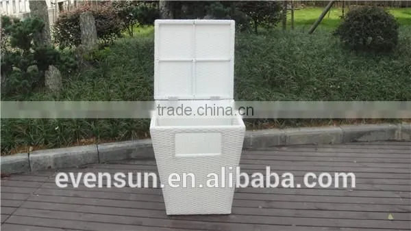 Eco- Friendly Rattan Dustbin, Trash Can, Ash-bin photo-3