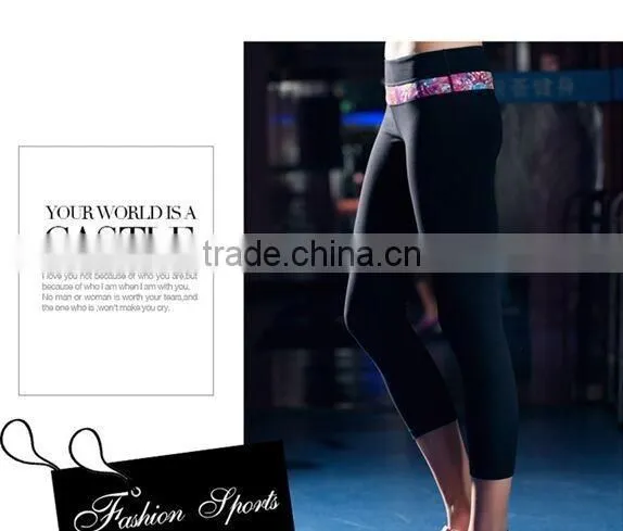 Wholesale Women's Custom Slim Fiting Yoga Wear/sports Wear photo-3