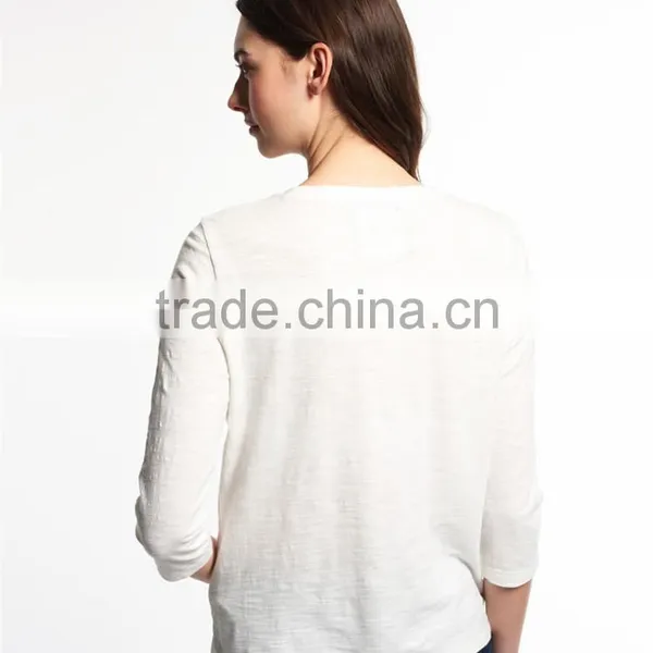 2016 Guangzhou Shandao Wholesaler High Quality Latest Autumn Casual 3/4 Sleeve Round Neck Embroidered Cotton Girl's Stylish Top photo-2
