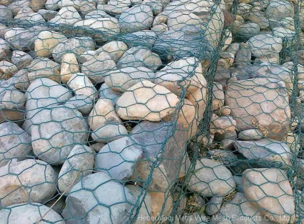 Low Price Hot Dipped Galvanized 8x10cm Heavy Hexagonal Gabion Wire Mesh for Retaining Walls photo-3