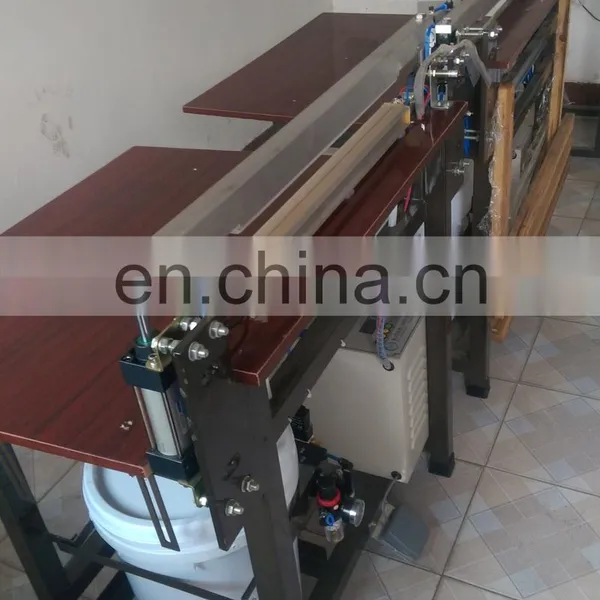Tissue Paper Plastic Bags Sealing Machine photo-4