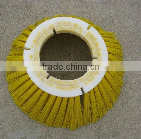 Wooden Head High Tensile Spring Steel Bristal Gutter Sweeping Brush photo-2