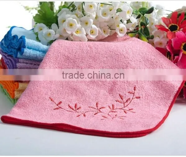 Hot Sales Cotton Velour Bamboo Fibre Embroidery Design Fancy Hand Towels photo-4