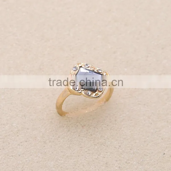 Factory Price Gold Plated Rhinestone Purple Ruby Ring for Women photo-2