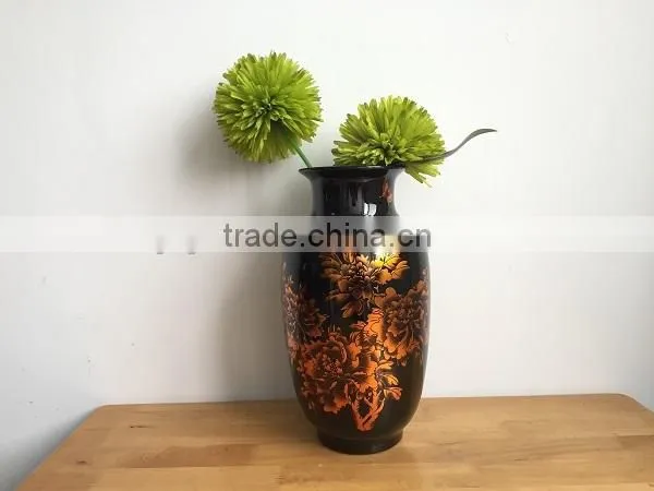 Elegant Chinese Ceramic Vase for Home Decor