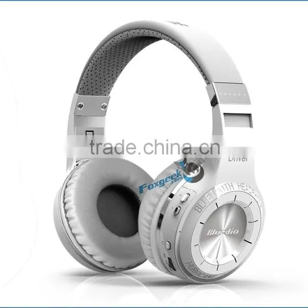 Wireless Stereo Earphone Sports and Handsfree Earphone Hight Quqality and Cheap Price photo-6