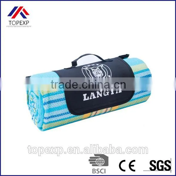 Pocket Picnic Blanket Polar Fleece Blanket For Travel photo-4