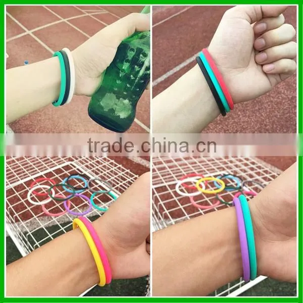 Cheap Silicone Rubber Wristbands With Text Print photo-2